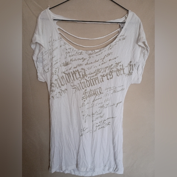 Guess Open Back Tee - Picture 2 of 5